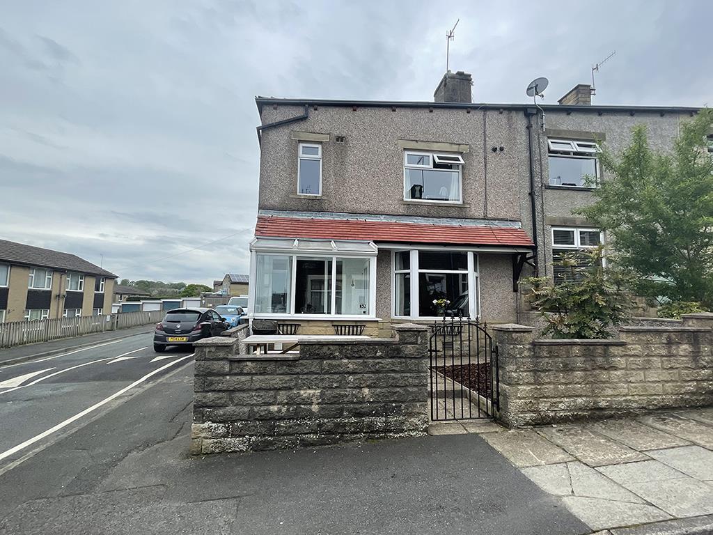3 bedroom house For Sale in Colne - Main Image